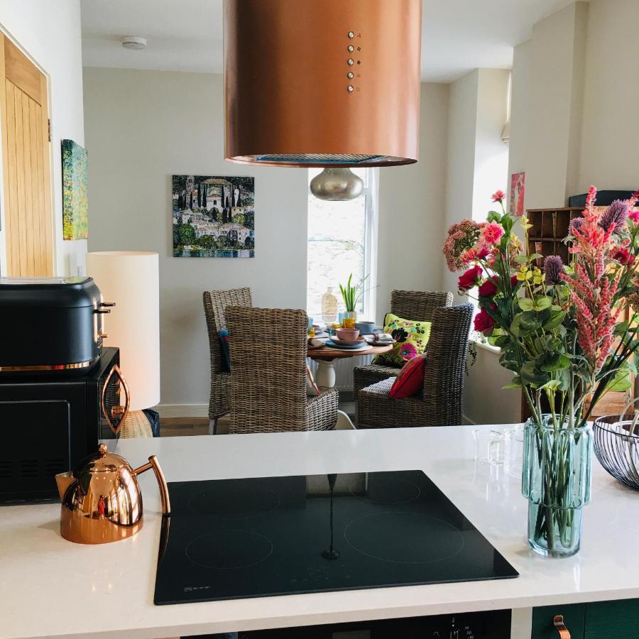 The Art Attic A Stylish Boutique Apartment Builth Wells Eksteriør billede