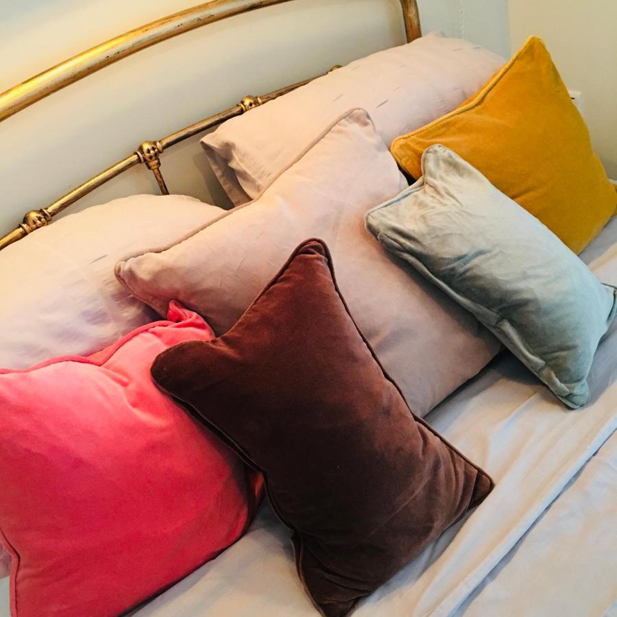 The Art Attic A Stylish Boutique Apartment Builth Wells Eksteriør billede