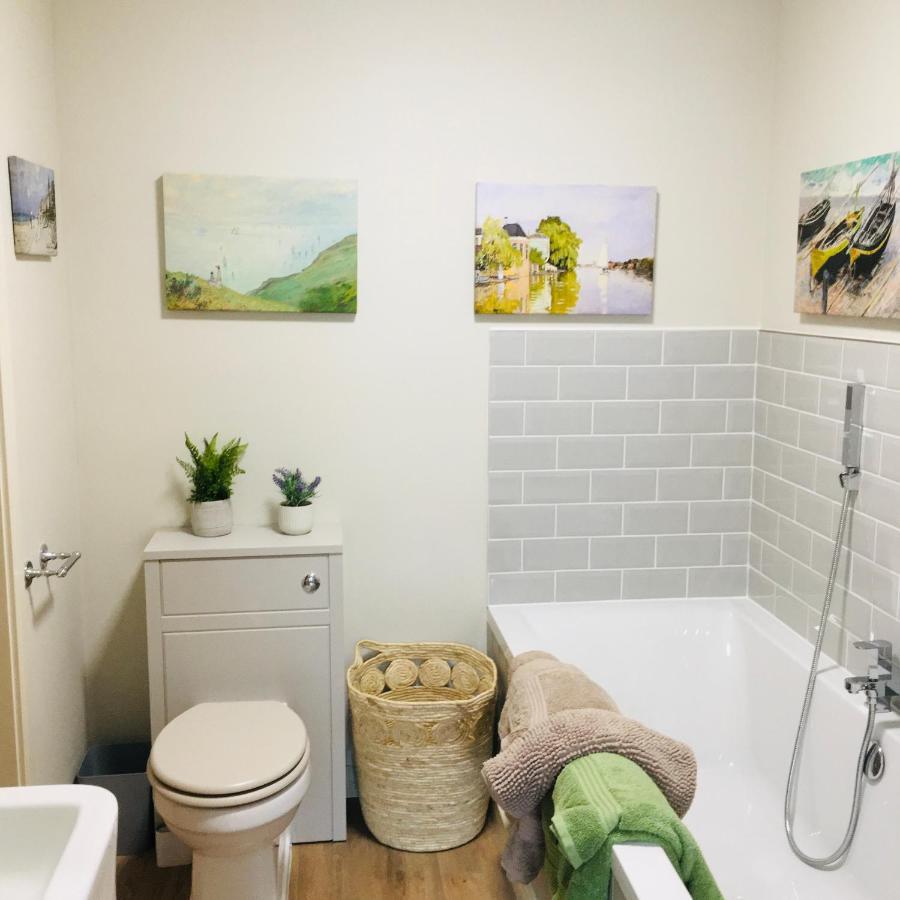 The Art Attic A Stylish Boutique Apartment Builth Wells Eksteriør billede