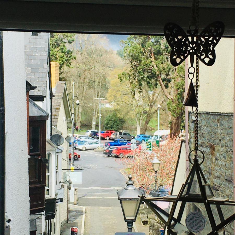 The Art Attic A Stylish Boutique Apartment Builth Wells Eksteriør billede